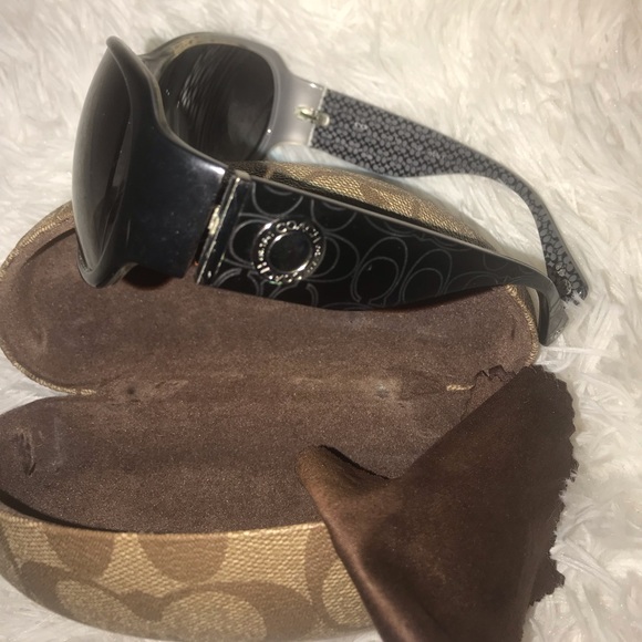 Coach sunnies good condition some scratches - Picture 3 of 3